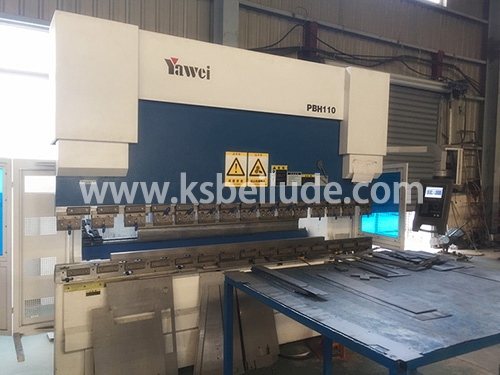 亞威折彎機(jī)